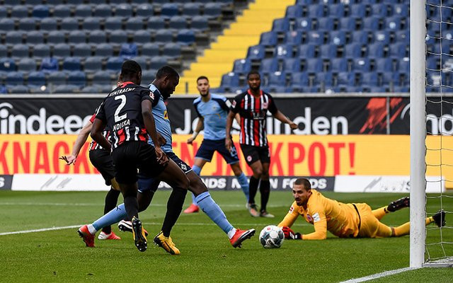  勒沃库森多点开花，大比分横扫联赛副班长