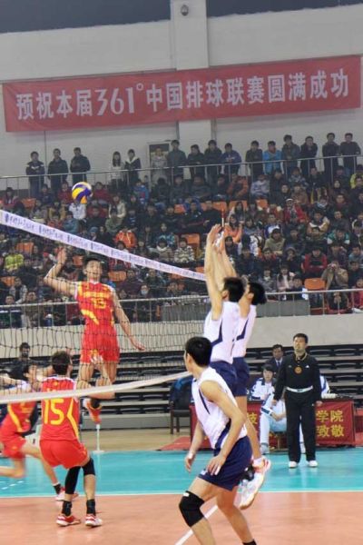  沃尔夫斯堡防线固若金汤，零封对手收获三连胜